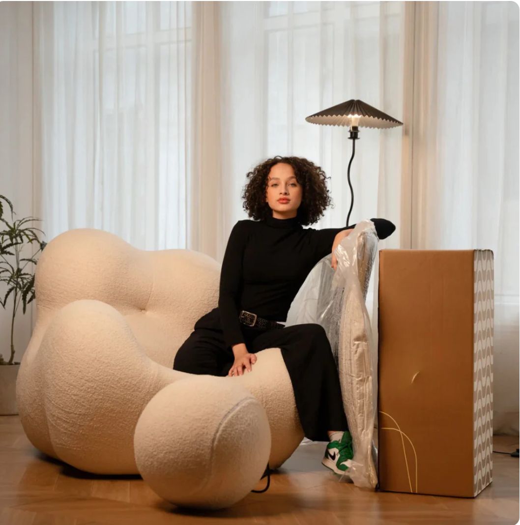 The Modern Lounger