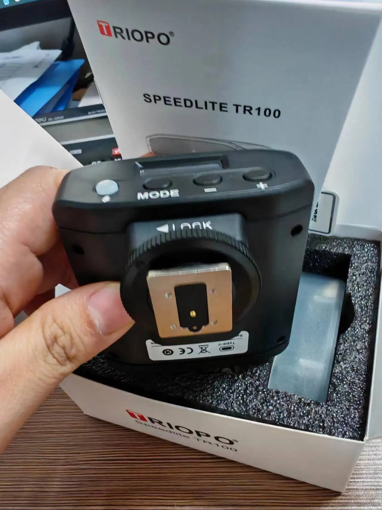 TR-100 Mini Camera Flash Light Speedlite Universal for Canon Nikon Sony
