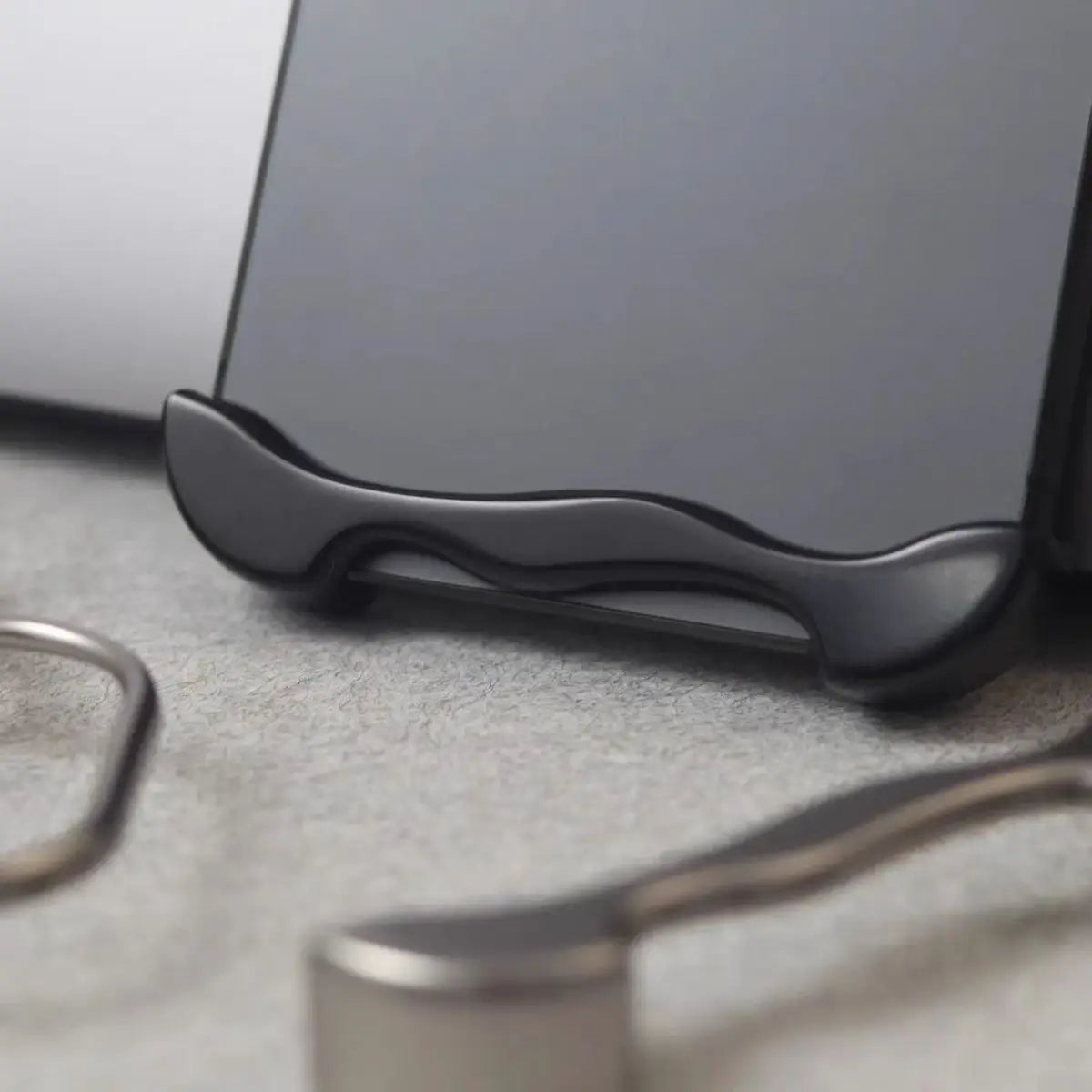 Invisa Case