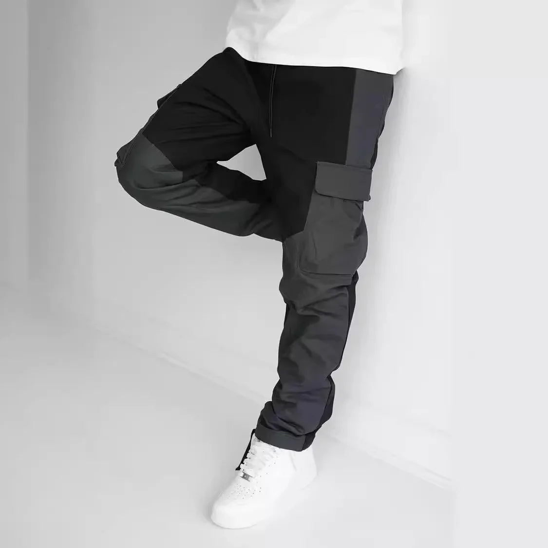 Terrain Panel Cargo Pants - Black/Charcoal
