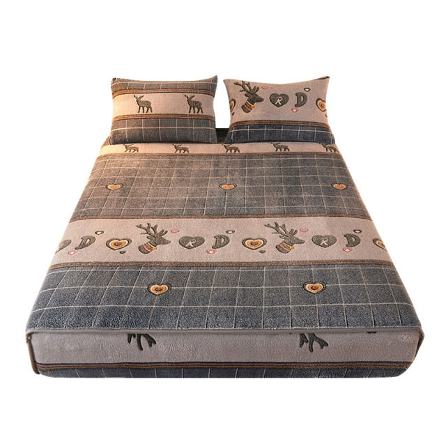 SUPER SOFT CORAL VELVET MATTRESS COVER