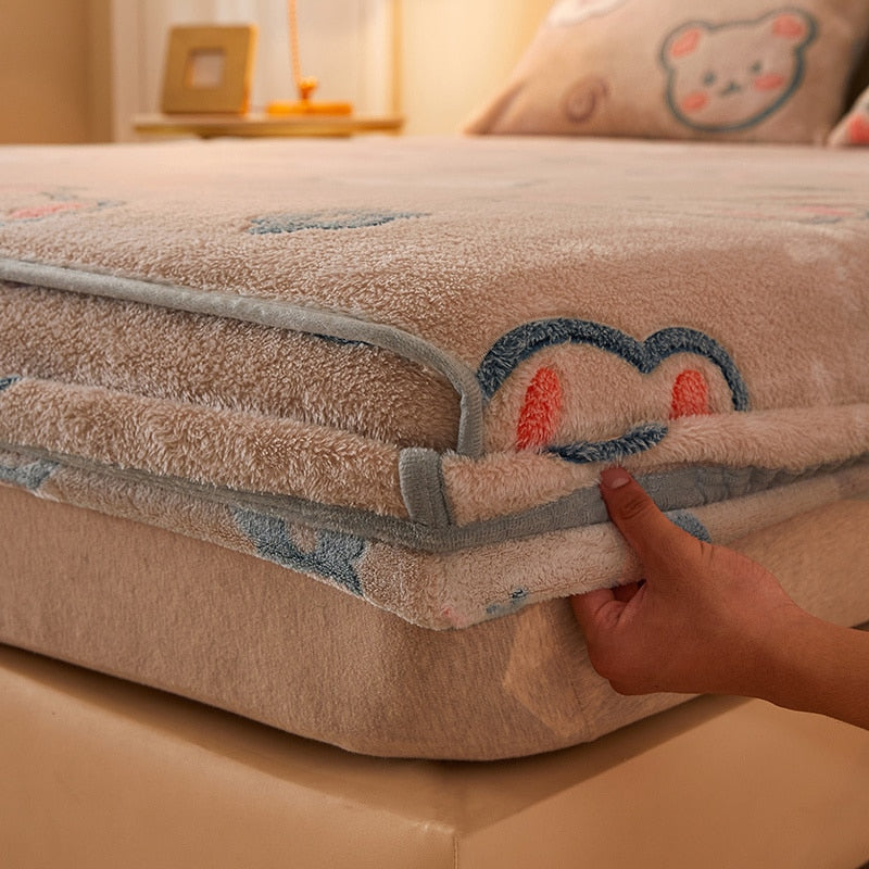 SUPER SOFT CORAL VELVET MATTRESS COVER