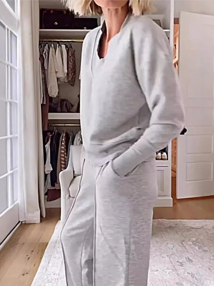 Women's Solid Color V-neck Top & Pants Two-piece Set
