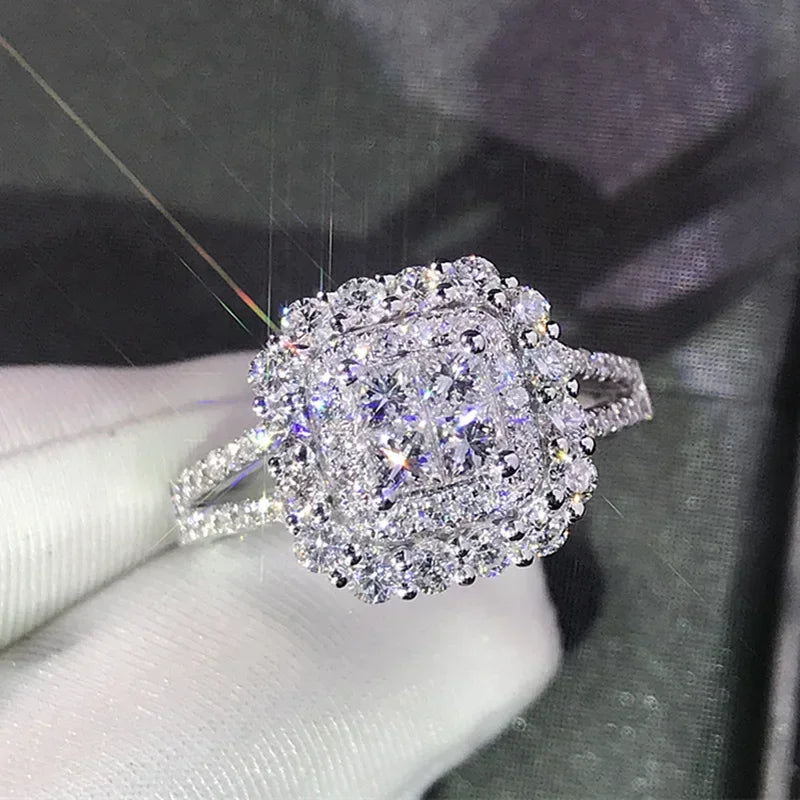 💍3 Carat Super Sparkling zircon Ring