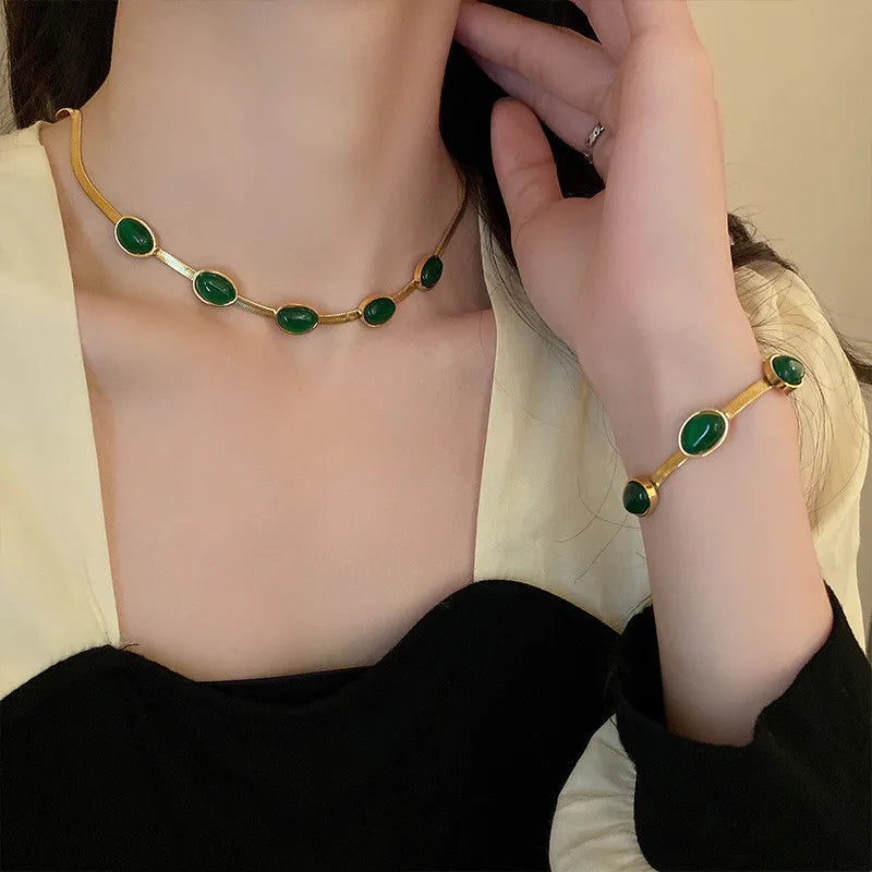 Emerald necklace earrings bracelet