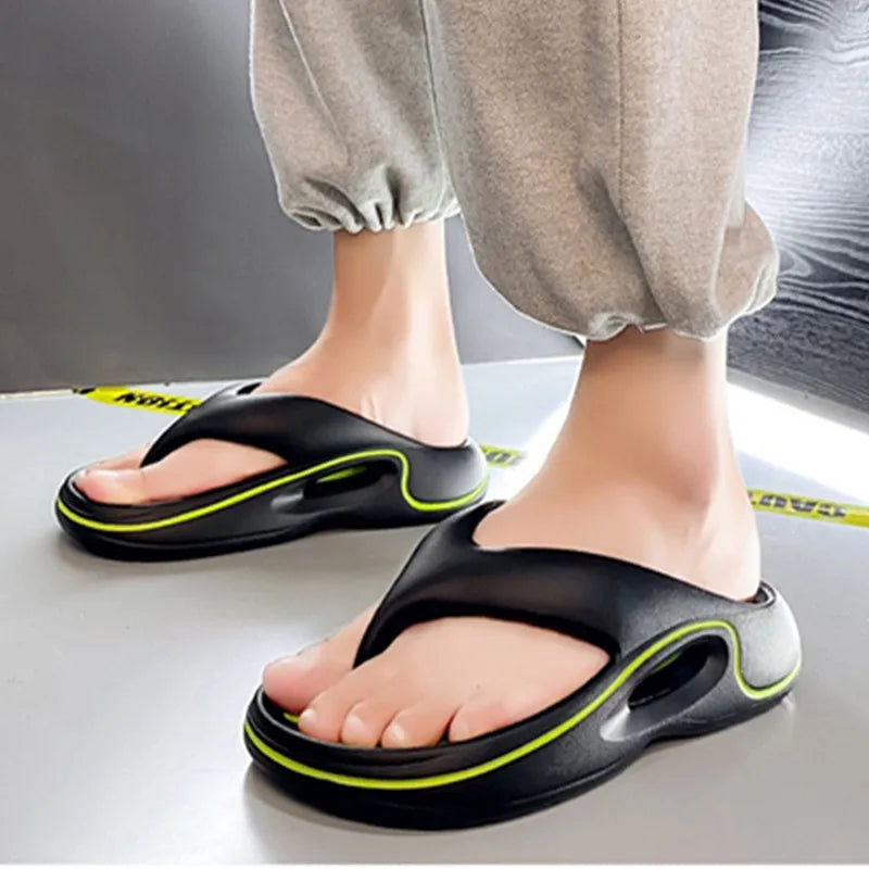 New Trendy Anti-Slip Slippers 1