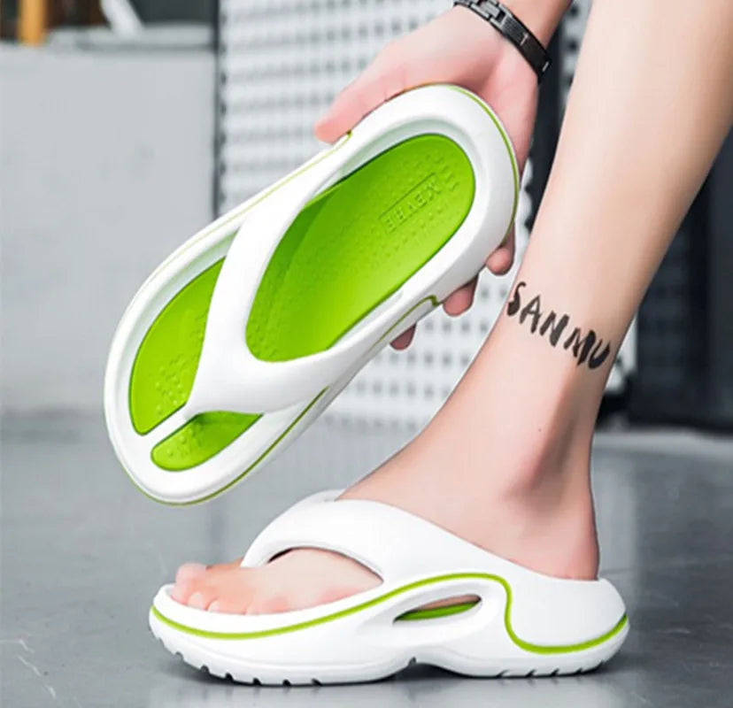 New Trendy Anti-Slip Slippers 1