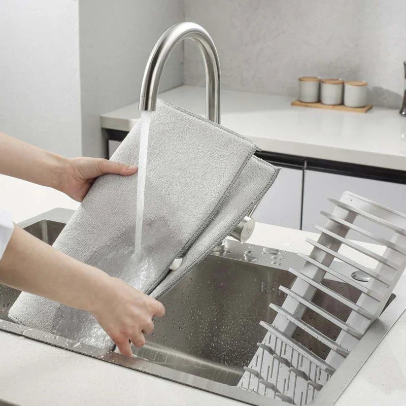 Dishes drying mat