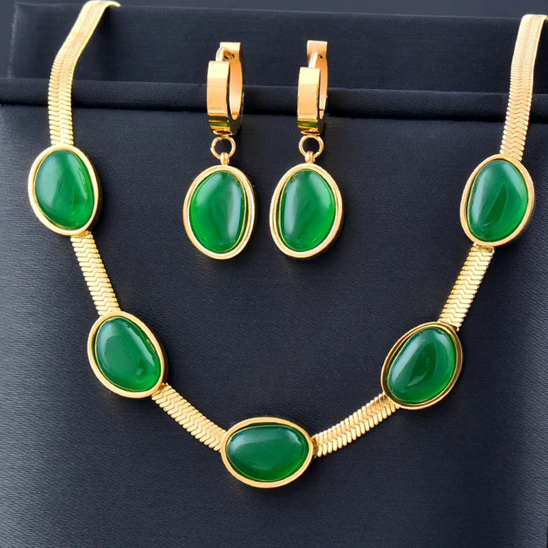 Emerald necklace earrings bracelet