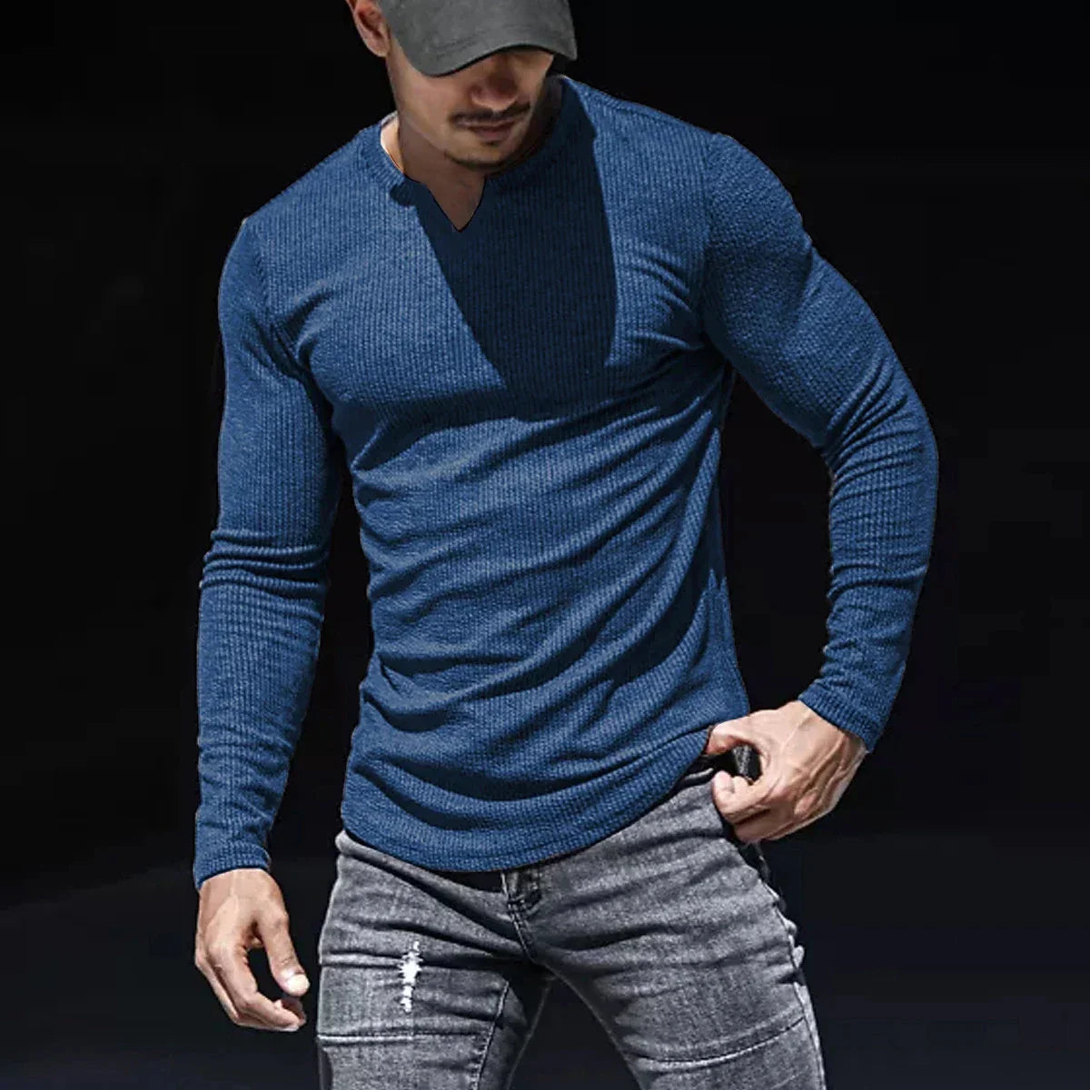V-NECK LONG-SLEEVED SPORTS T-SHIRT
