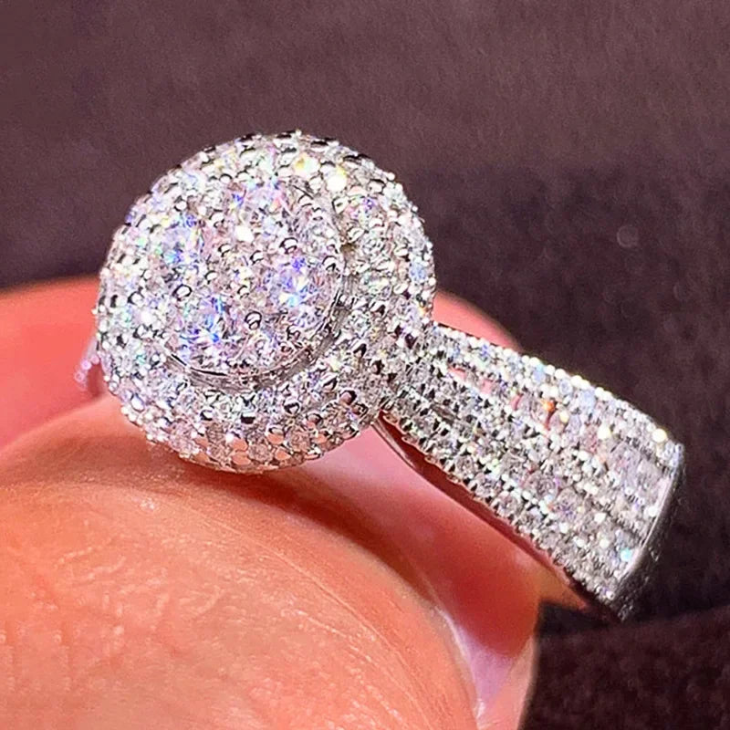 💍3 Carat Super Sparkling zircon Ring