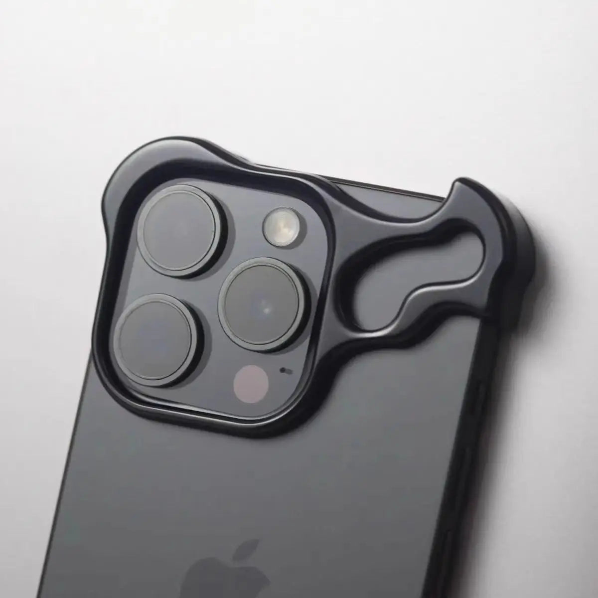 Invisa Case