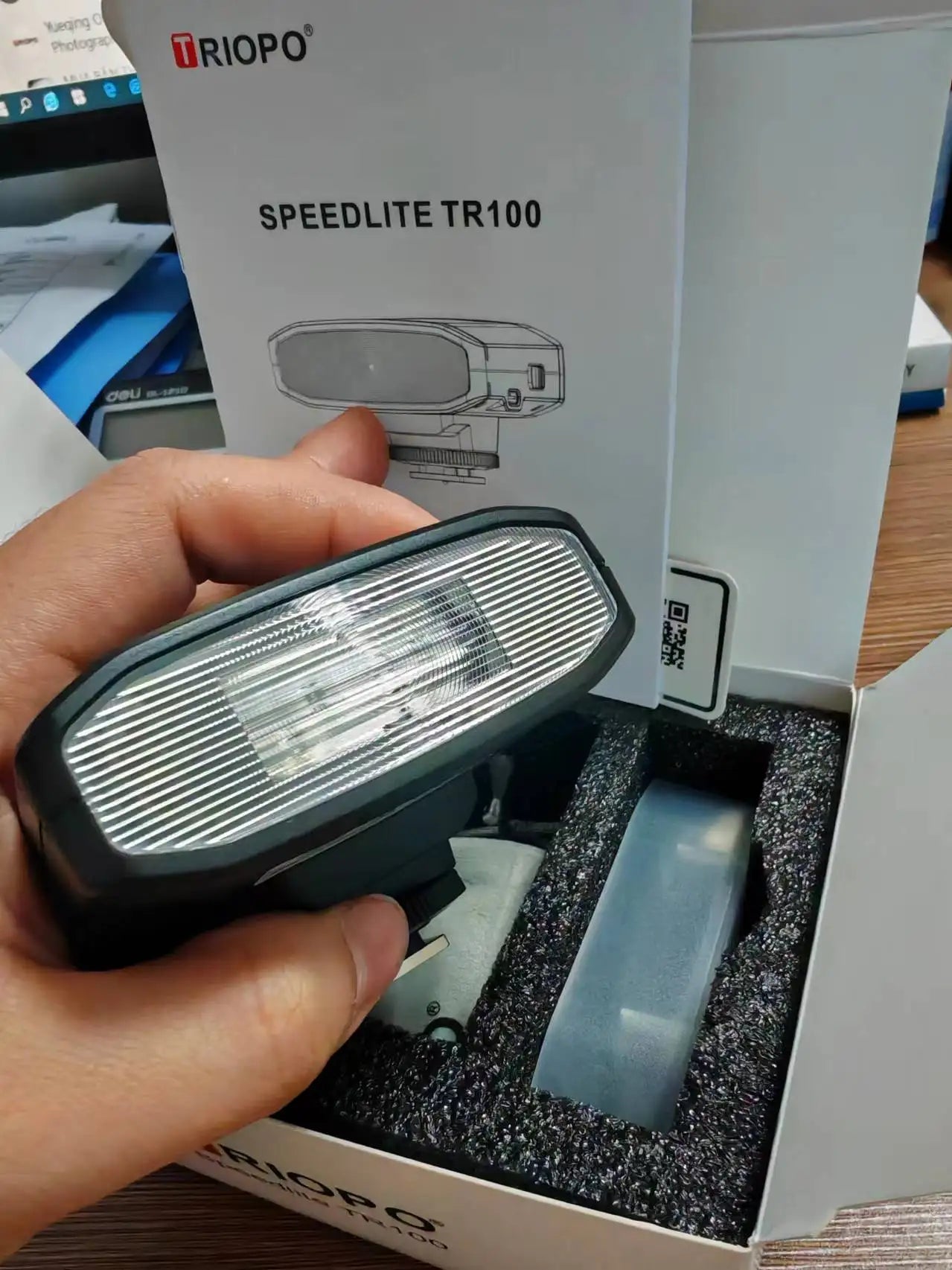 TR-100 Mini Camera Flash Light Speedlite Universal for Canon Nikon Sony